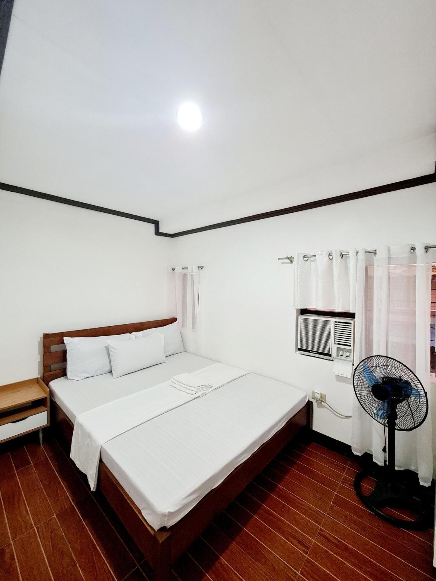 Calapan City Fully Furnished House Transient Near Xentromall L39 Dış mekan fotoğraf