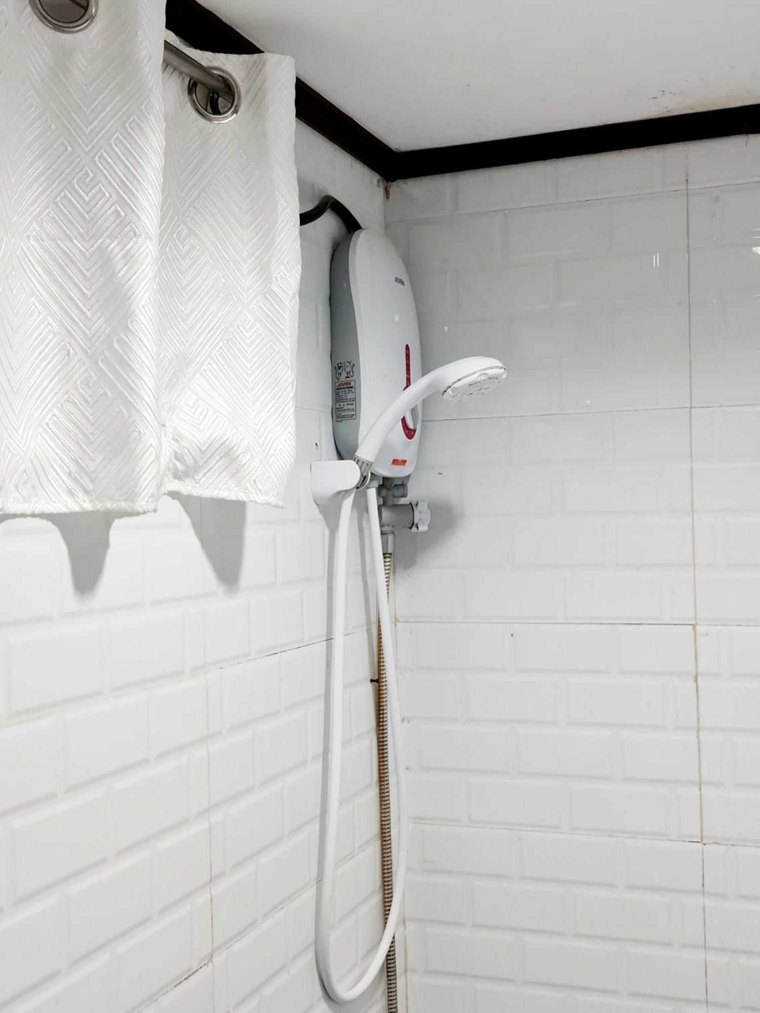 Calapan City Fully Furnished House Transient Near Xentromall L39 Dış mekan fotoğraf